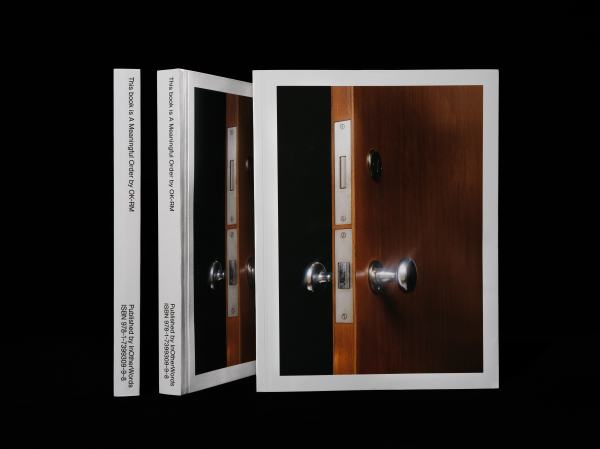 ブックデザイン賞「A Meaningful Order」OK-RM (Oliver Knight and Rory McGrath)
