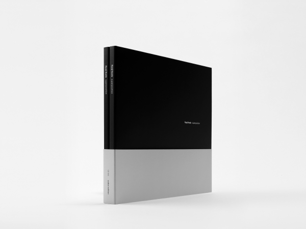 Ryoji Ikeda | superposition w/ Ryoji Ikeda Design of CD+Booklet design 2021 Design Team: Takeshi Asano, Keigo Shiotani © Ryoji Ikeda Photo: Takeshi Asano